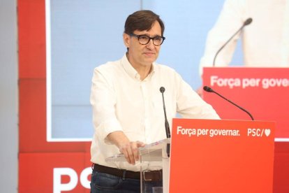 El primer secretario del PSC, Salvador Illa, este domingo, en el Consell Nacional del partido.