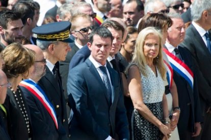 Manuel Valls y la ministra de Sanidad, Marisol Touraine.