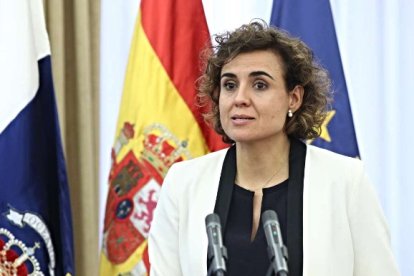 Dolors Montserrat, ministra de Sanidad