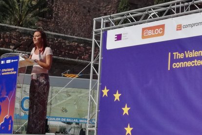 La vicepresidenta de la Diputación, Maria Josep Amigó, en el Aplec del Bloc del Puig, celebrado este domingo.