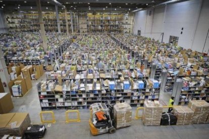 Uno de los centros de almacenaje y distribución de Amazon en la Comunidad de Madrid