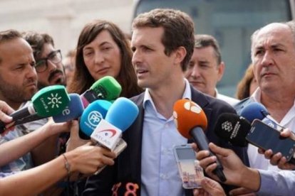 Casado, en Andalucía la semana pasada junto a Loles López y el alcalde de Algeciras