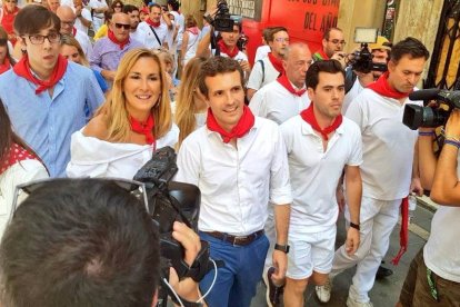 Pablo Casado siguió con sus declaraciones y con su paseo por Pamplona.