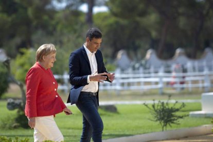 Sánchez y Merkel en Doñana.