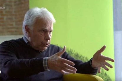 Felipe González, en un fotograma del vídeo distribuido por su fundación.