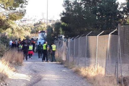 Imagen de las labores de búsqueda de los niños muertos en Godella