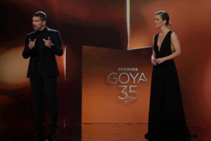 Antonio Banderas y María Casado, presentadores de la gala de los Goya 2021