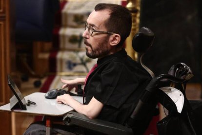 El portavoz de Podemos, Pablo Echenique