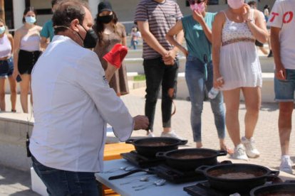 Variedad de arroces durante el 'VI Simposio del Arroz del Dársena'