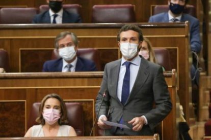 El líder del PP, este miércoles en la sesión de control del Congreso al Gobierno.