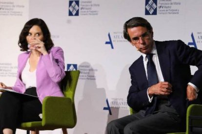 Aznar, este viernes en un acto junto a Ayuso.