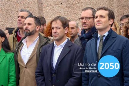 Casado y Abascal, en la célebre foto de Colón