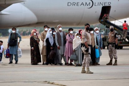 Refugiados afganos llegan a Torrejón de Ardoz