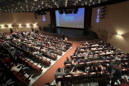 La IV edición de la Gala del Deporte Oriolano 'Fortius 2020-2021' se celebró en el aula de la Fundación CAM / FOTO de Ginés Alcántara