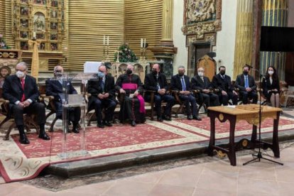 El acto de investidura se ha celebrado en la iglesia del Colegio de Santo Domingo de Orihuela / Fotos: Gaspar Poveda