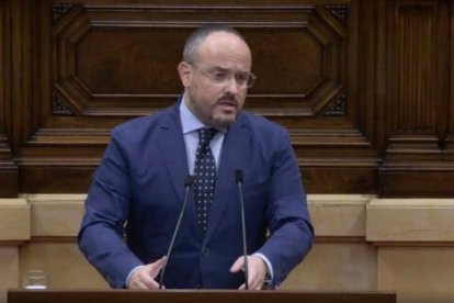 Alejandro Fernández en el Parlament