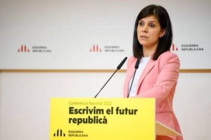 La portavoz de ERC, Marta Vilalta, este lunes en rueda de prensa.