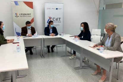 Herick Campos y Eduardo Dolón durante la reunión de Turisme Comunitat Valenciana