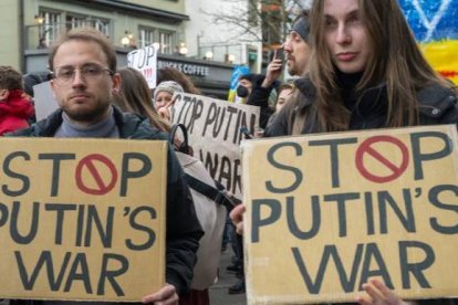 Protestas contra el ataque de Rusia a Ucrania.