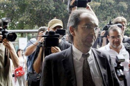 Virgilio Latorre en el juicio de los trajes hace 10 años