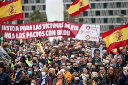 Manifestación de la AVT esta mañana en Colón (Madrid)