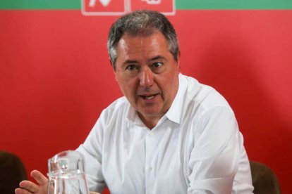 El secretario del PSOE-A y senador, Juan Espadas.