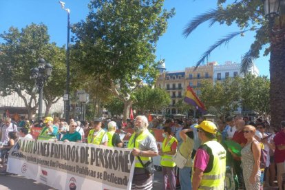 Concentración de pensionistas en Valencia.