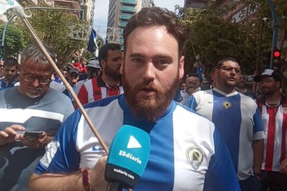 Dani, aficionado del Hércules CF