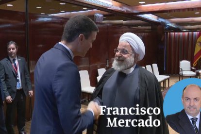 Pedro Sánchez cumplimentando al presidente de Irán.