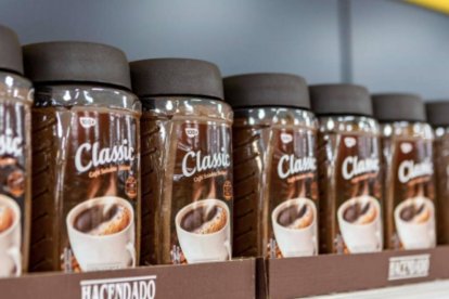 Café soluble Hacendado con el nuevo sistema abrefácil disponible en Mercadona - MERCADONA