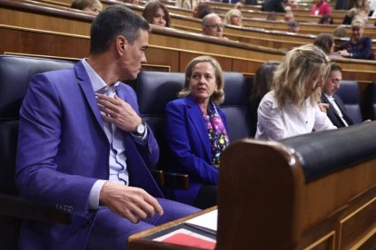 Pedro Sánchez, Nadia Calviño y Yolanda Díaz.