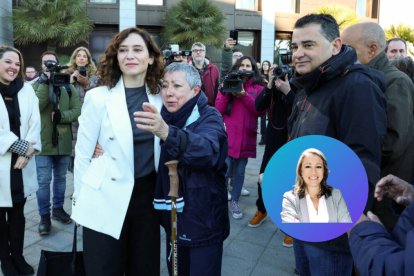 La presidenta de la Comunidad de Madrid, Isabel Díaz Ayuso, a su llegada a la reunión del Consejo de Gobierno en el Ayuntamiento de Galapagar.