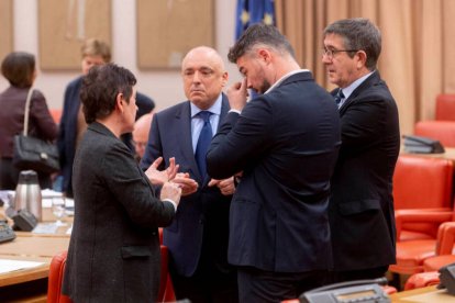 Patxi López y Simancas (PSOE) negocian con Rufián (ERC) y con la portavoz de Bildu