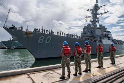 El destructor norteamericano USS Roosvelt en la Base de Rota, en Cádiz.