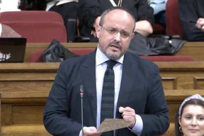 Alejandro Fernández en el Parlament