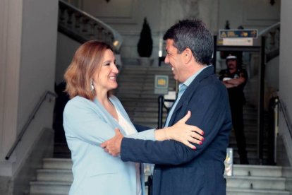 La alcaldesa de Valencia, María José Catalá y el presidente de la Diputación de Alicante, Carlos Mazón.