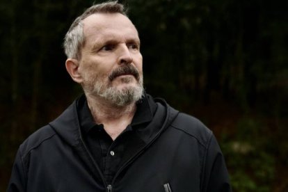 Una imagen de Miguel Bosé en Bosé Renacido.