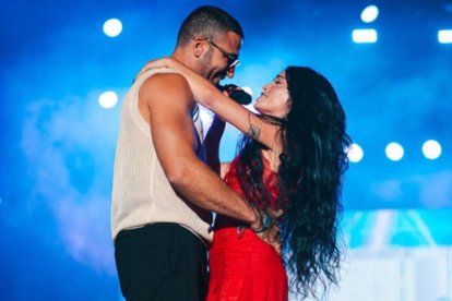 Miguel A. Silvestre y Lali Espósito en el Arenal Sound