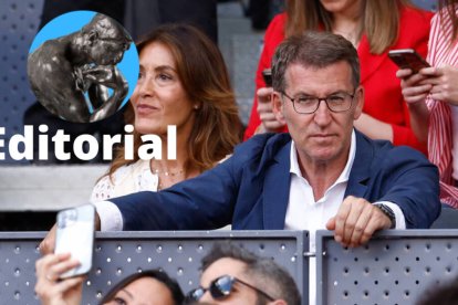 Alberto Núñez Feijóo viendo uno de los partidos de Carlos Alcaraz en Madrid.