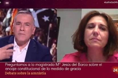 Xabier Fortes y María Jesús del Barco, ayer durante la emisión de La Noche en 24 horas.