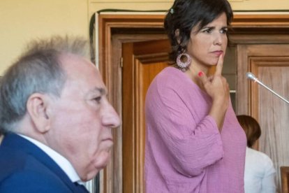 La exparlamentaria Teresa Rodríguez, durante el juicio en la Audiencia de Sevilla contra el empresario Manuel Muñoz Medina.