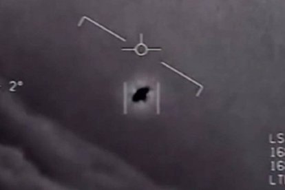 Imagen de un objeto volante no identificado en el cielo de Estados Unidos.