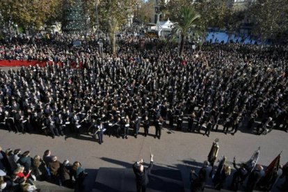 Mil músicos llenan la Plaza del Ayuntamiento