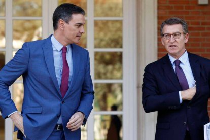 Pedro Sánchez junto a Alberto Núñez Feijóo