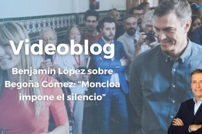 Al fondo de la imagen se ve a Pedro Sánchez junto a Begoña Gómez