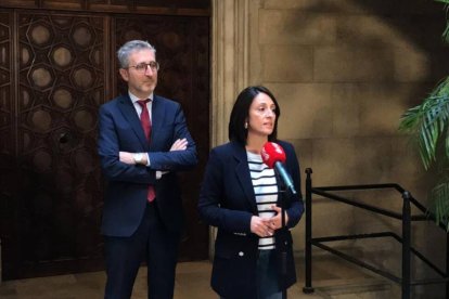 Rebeca Torró y Arcadi España, portavoces del PSPV, tras la reunión con el president, Carlos Mazón