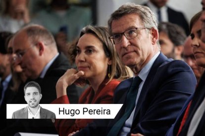 Núñez Feijóo rodeado de sus más cercanos del PP