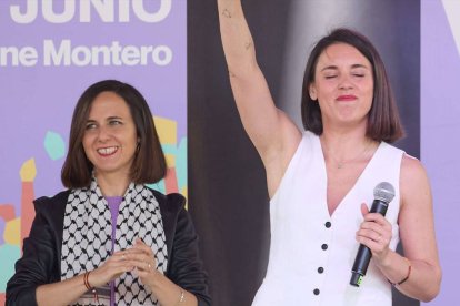 La secretaria general y diputada de Podemos, Ione Belarra, y la candidata de Podemos a las elecciones europeas, Irene Montero.