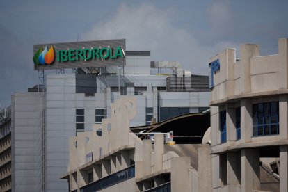 Fachada de la sede de Iberdrola, Madrid