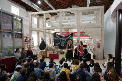 Actividades en la biblioteca Municipal Enric Valor de Crevillente